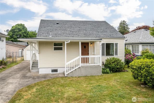 Property photo for 527 24th Avenue, Longview