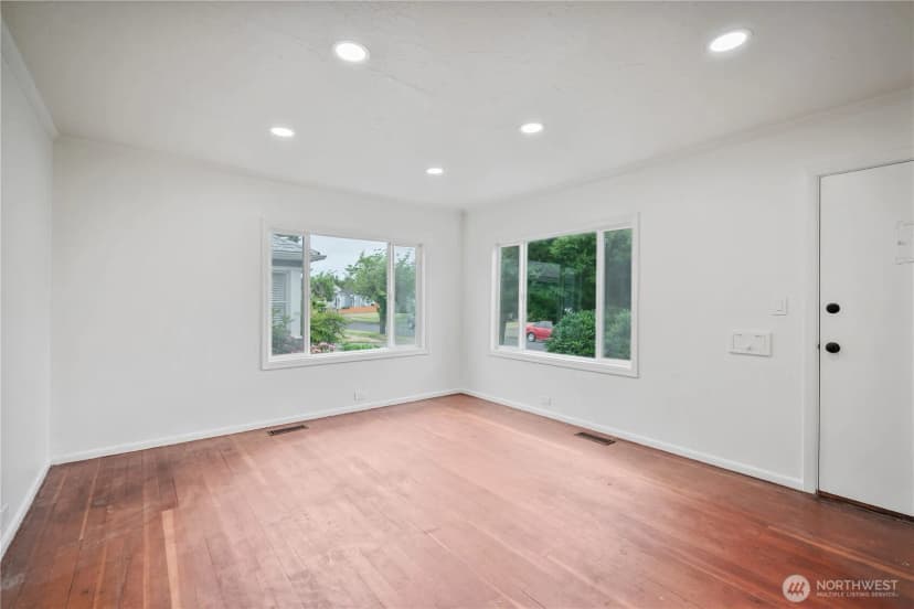 Property photo for 527 24th Avenue, Longview photo 5