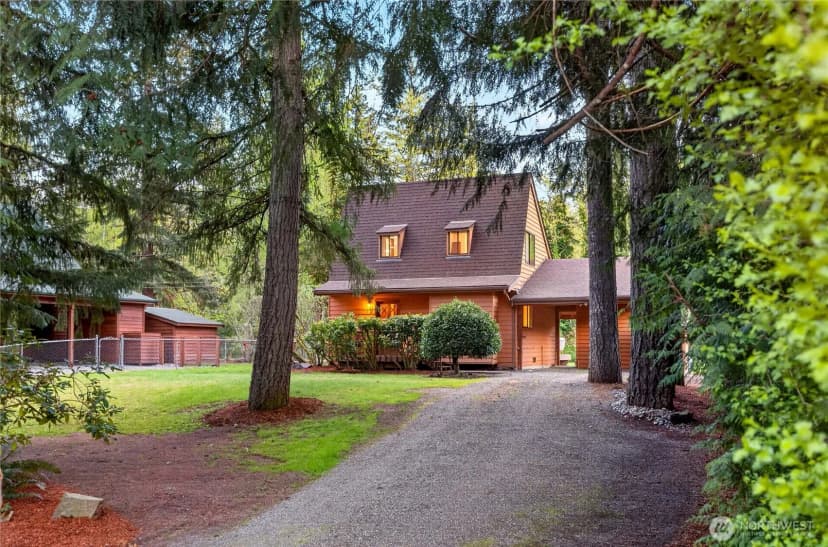 Property photo for 23927 Se 238th Street, Maple Valley photo 5
