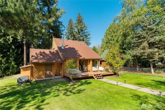Property photo for 23927 Se 238th Street, Maple Valley photo 2