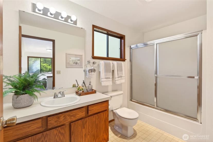 Property photo for 23927 Se 238th Street, Maple Valley photo 14