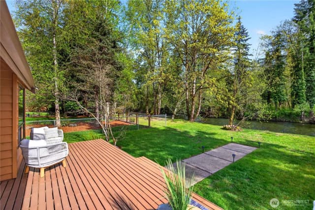 Property photo for 23927 Se 238th Street, Maple Valley photo 3