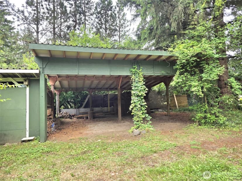 Property photo for 32906 54th Avenue S, Roy photo 11