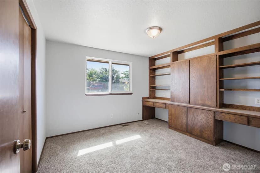Property photo for 155 Ne D Street, Ephrata photo 18