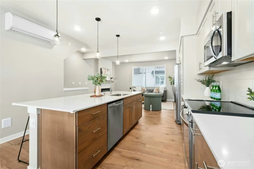 Property photo for 13730 Manor Way #j6, Lynnwood photo 14