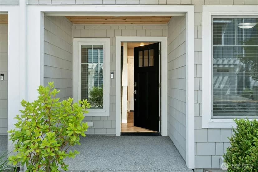 Property photo for 13730 Manor Way #j6, Lynnwood photo 4