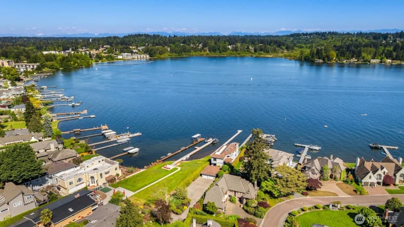 Property photo for 8503 Ne Juanita Drive, Kirkland photo 35