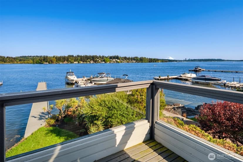 Property photo for 8503 Ne Juanita Drive, Kirkland photo 3