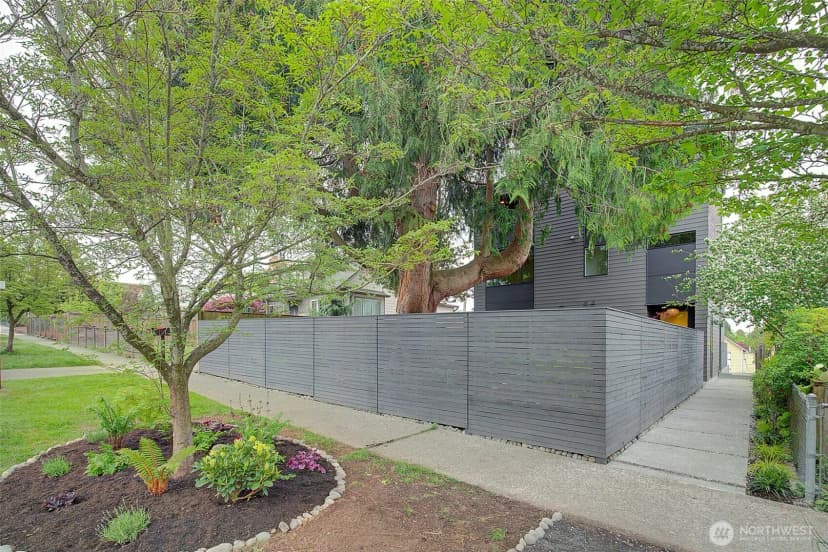 Property photo for 7912 34th Avenue Sw, Seattle photo 32