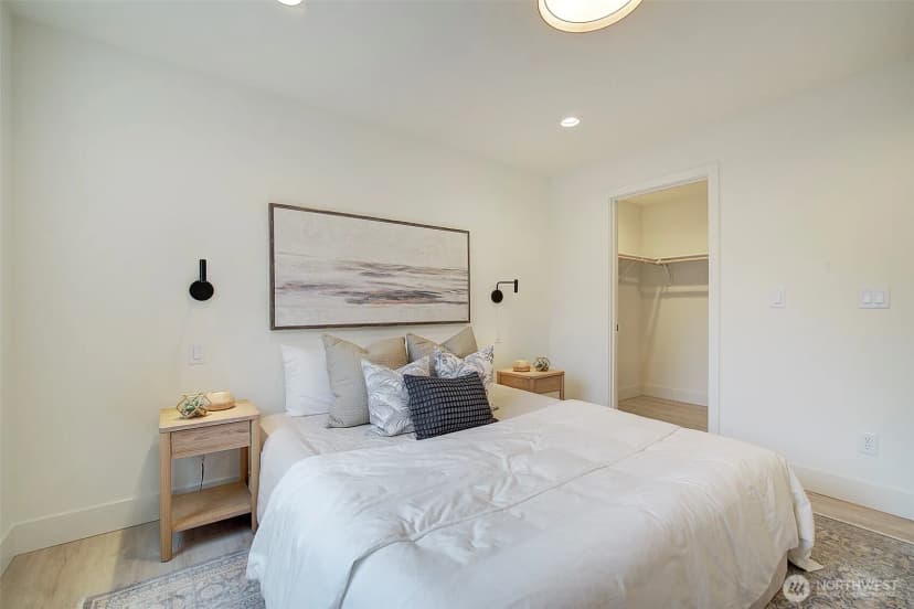 Property photo for 7912 34th Avenue Sw, Seattle photo 14