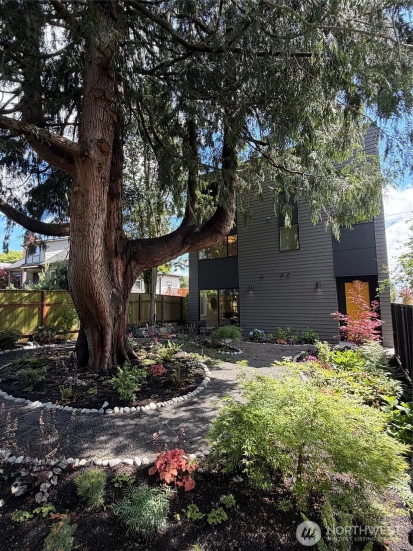 Property photo for 7912 34th Avenue Sw, Seattle photo 33