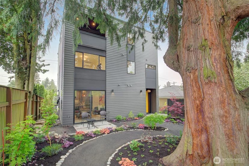 Property photo for 7912 34th Avenue Sw, Seattle photo 28