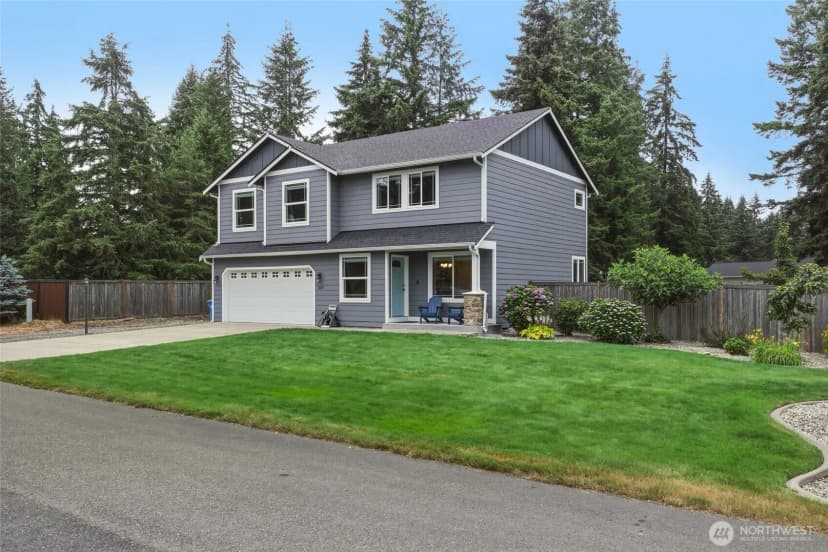 Property photo for 303 135th Place Se, Rainier photo 3