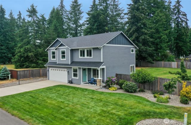 Property photo for 303 135th Place Se, Rainier