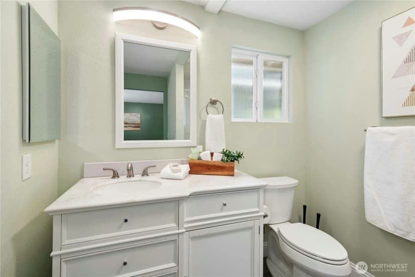 Property photo for 7814 Ne 135th Place, Kirkland photo 19