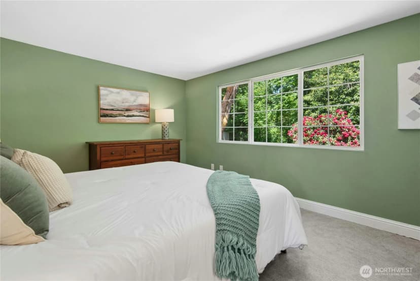 Property photo for 7814 Ne 135th Place, Kirkland photo 17