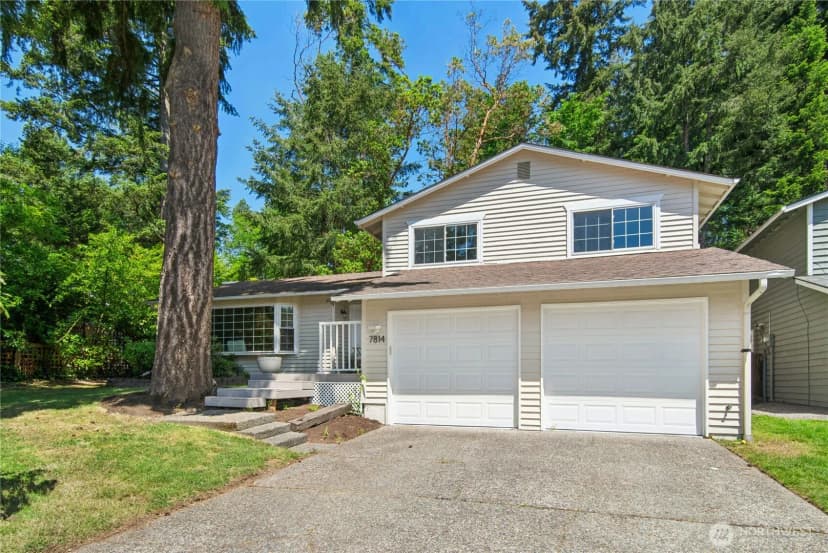 Property photo for 7814 Ne 135th Place, Kirkland
