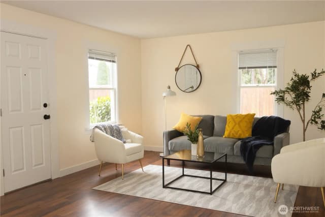 Property photo for 8608 S Thompson Avenue, Tacoma photo 3