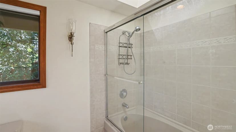 Property photo for 16011 Se 169th Place, Renton photo 22