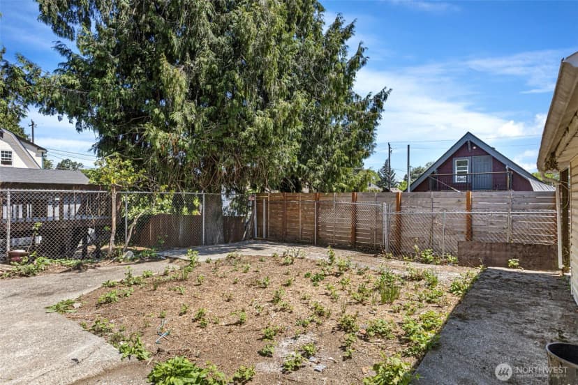 Property photo for 8614 Renton Avenue S, Seattle photo 19