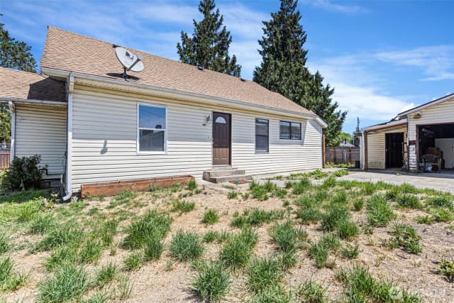 Property photo for 8614 Renton Avenue S, Seattle photo 2