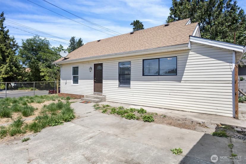 Property photo for 8614 Renton Avenue S, Seattle