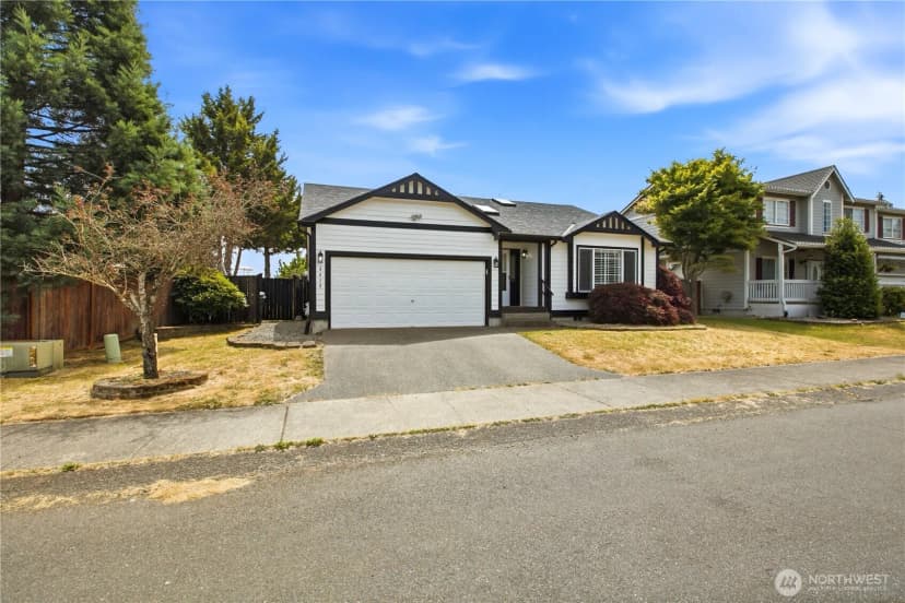 Property photo for 8418 201st Street E, Spanaway photo 3