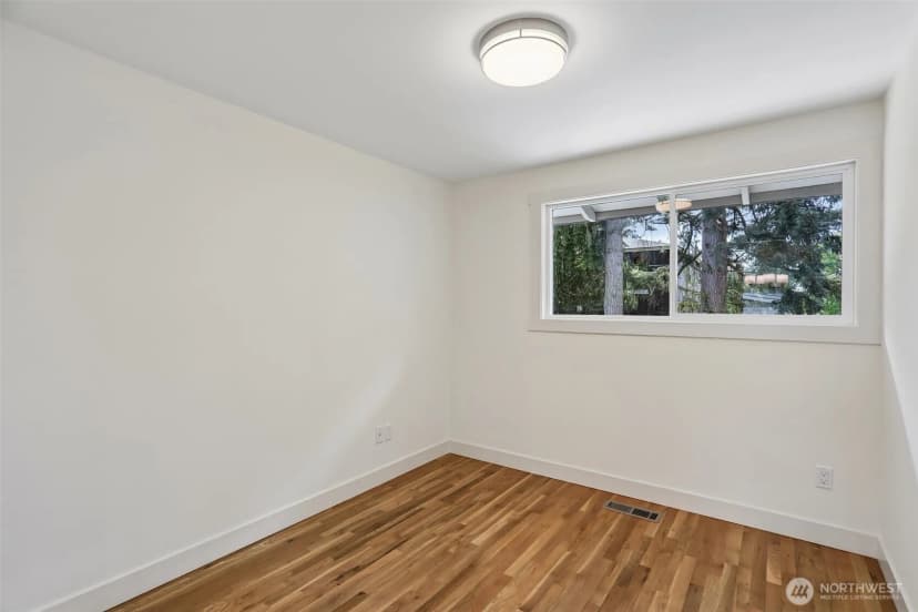 Property photo for 2103 168th Ave Ne, Bellevue photo 28