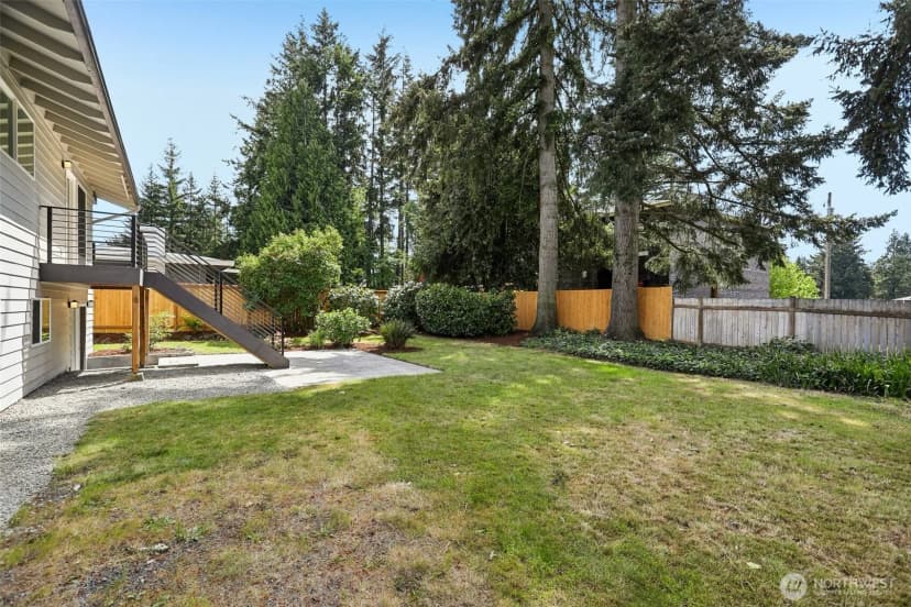 Property photo for 2103 168th Ave Ne, Bellevue photo 32