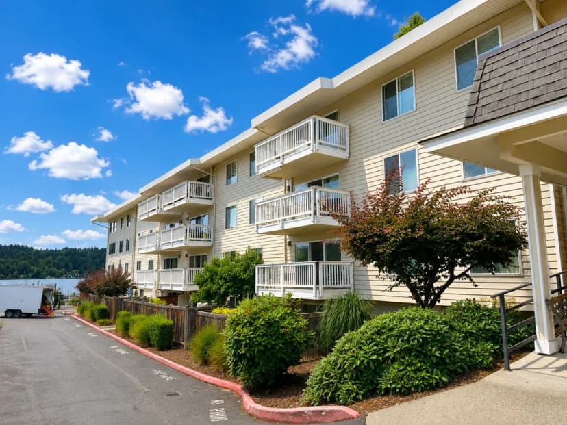 Property photo for 5021 Ripley Lane N #203, Renton photo 22