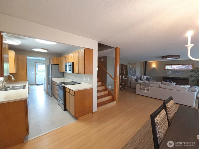 Property photo for 240 Stringtown Road, Ilwaco photo 9