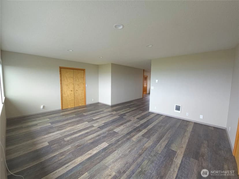 Property photo for 240 Stringtown Road, Ilwaco photo 15