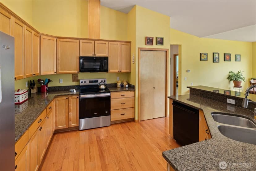 Property photo for 191 Mccoy Drive, Ellensburg photo 9