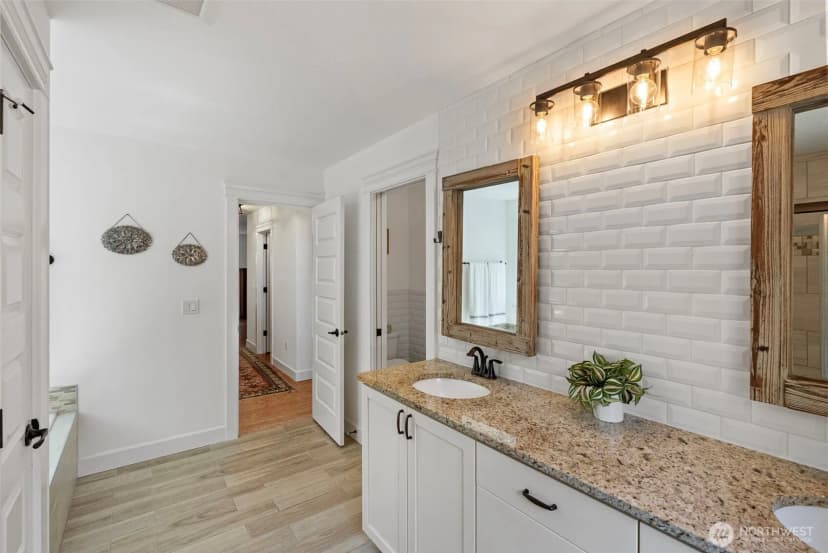 Property photo for 9236 Ne Country Woods Lane, Kingston photo 23