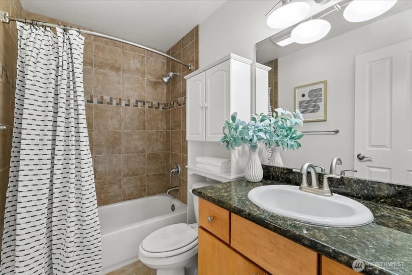 Property photo for 513 142nd Avenue Se #72, Bellevue photo 19