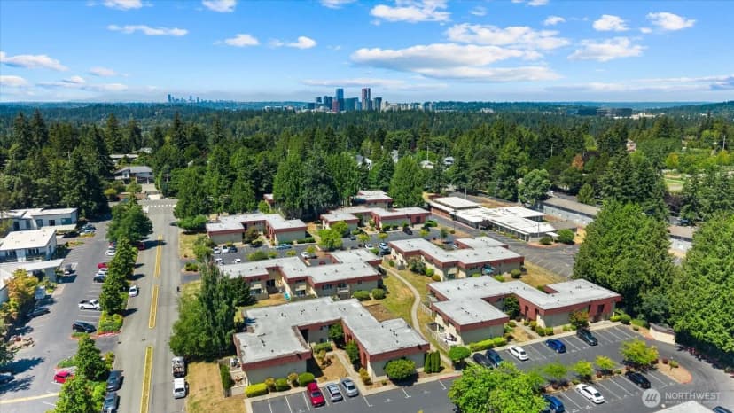 Property photo for 513 142nd Avenue Se #72, Bellevue photo 27