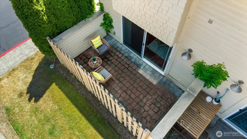 Property photo for 513 142nd Avenue Se #72, Bellevue photo 25