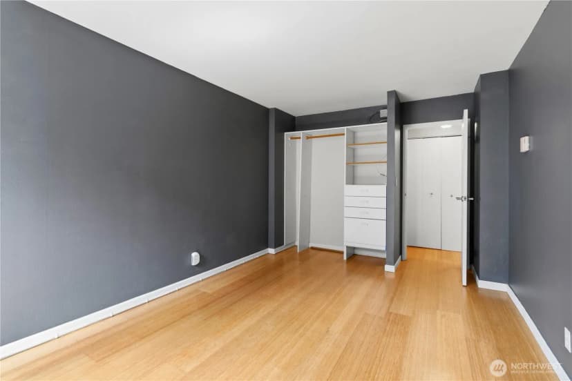 Property photo for 2100 3rd Avenue #506, Seattle photo 18