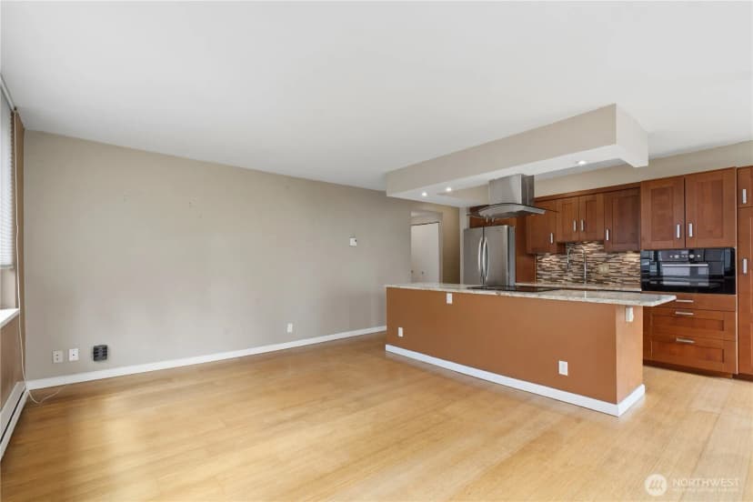 Property photo for 2100 3rd Avenue #506, Seattle photo 10