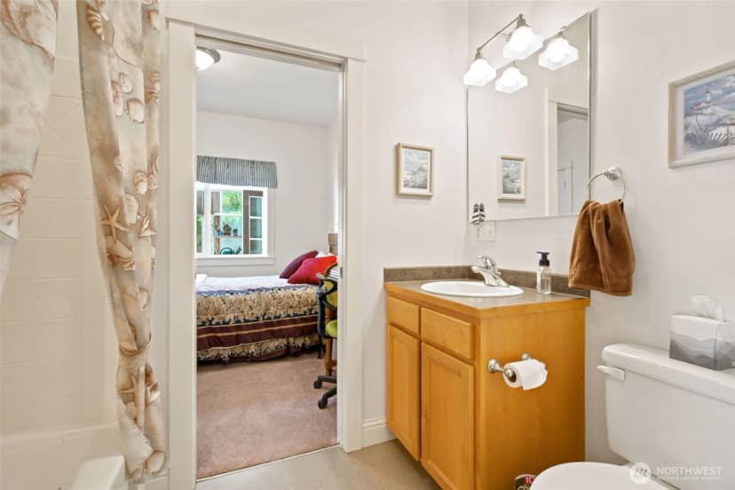 Property photo for 25130 South Kingston Road W, Kingston photo 18