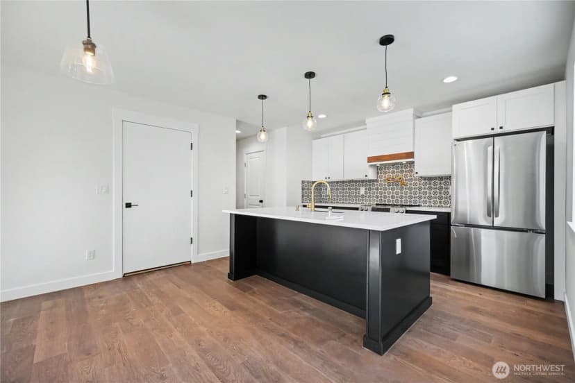 Property photo for 5610 Rockefeller Avenue #2 & 3, Everett photo 16