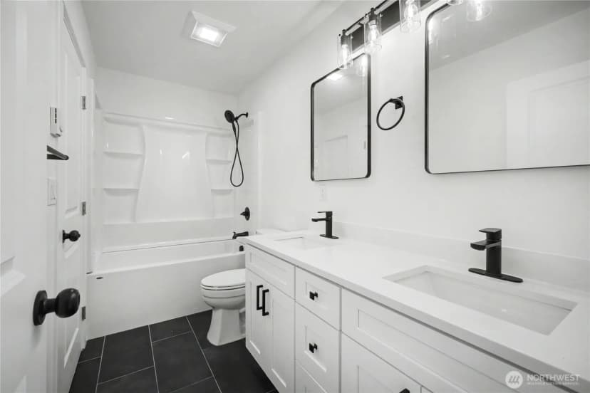 Property photo for 5610 Rockefeller Avenue #2 & 3, Everett photo 21
