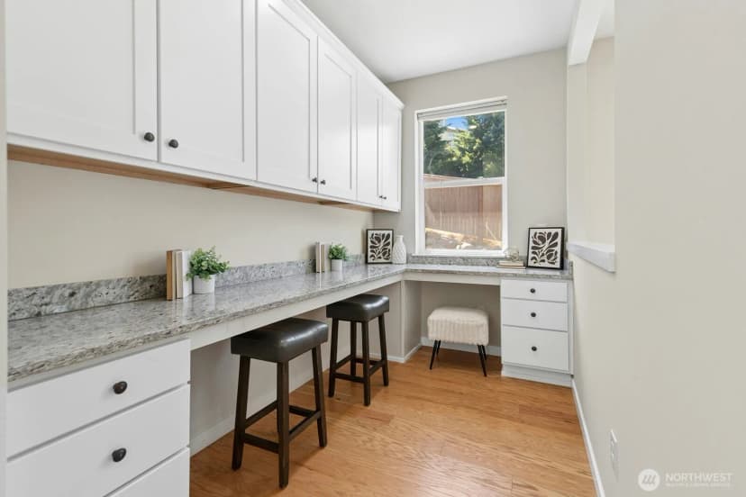 Property photo for 23225 Se 50th Street, Issaquah photo 14