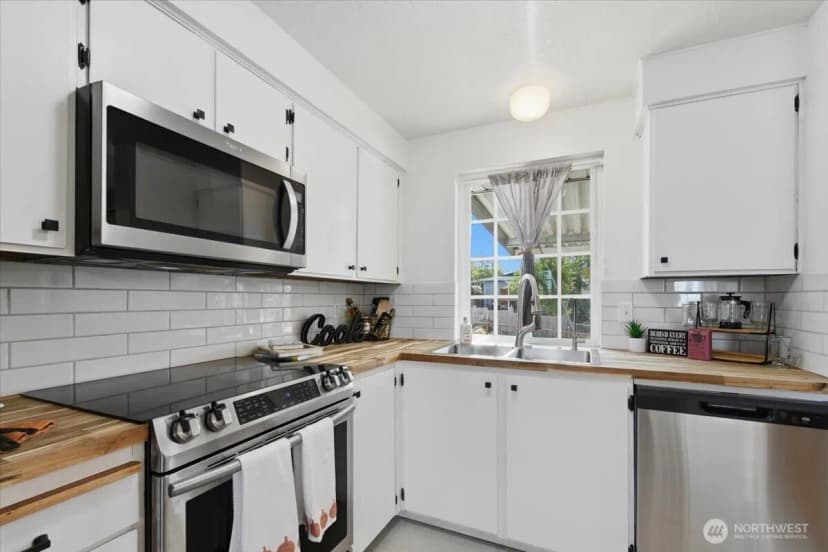 Property photo for 1726 E 59th Street, Tacoma photo 5