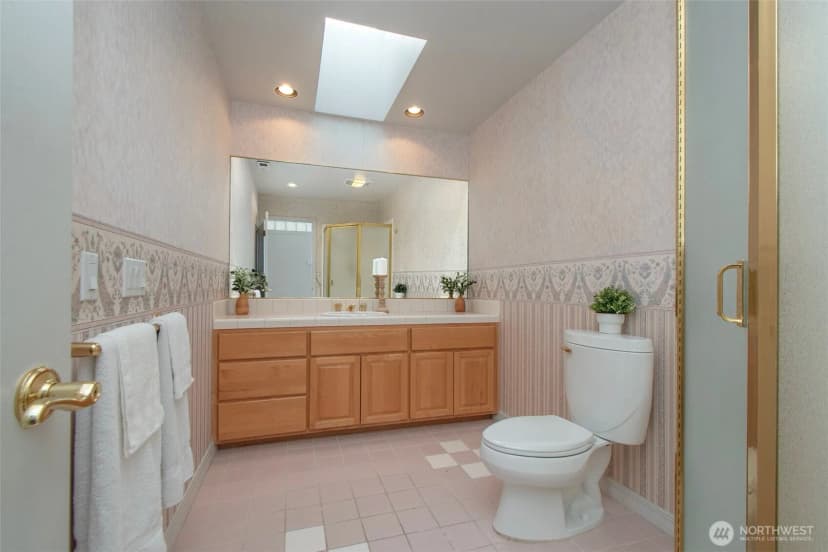 Property photo for 1623 W Fifth Street, Port Angeles photo 25