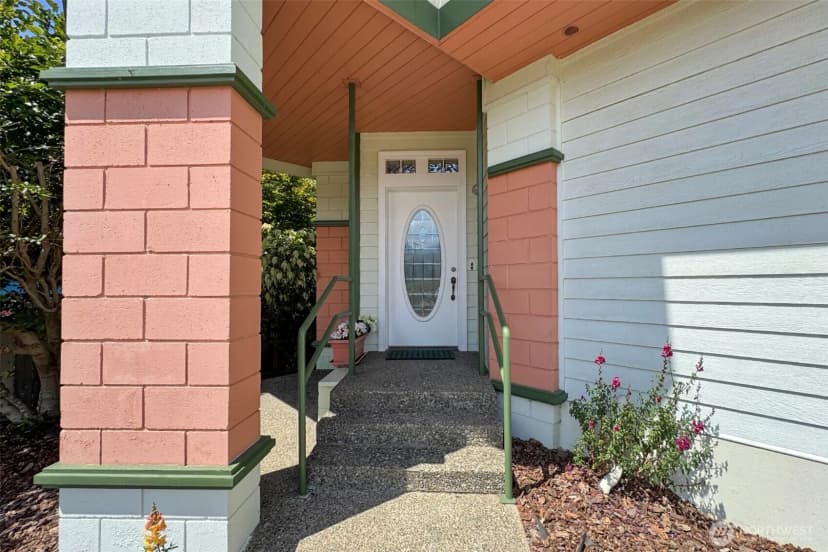 Property photo for 1623 W Fifth Street, Port Angeles photo 6