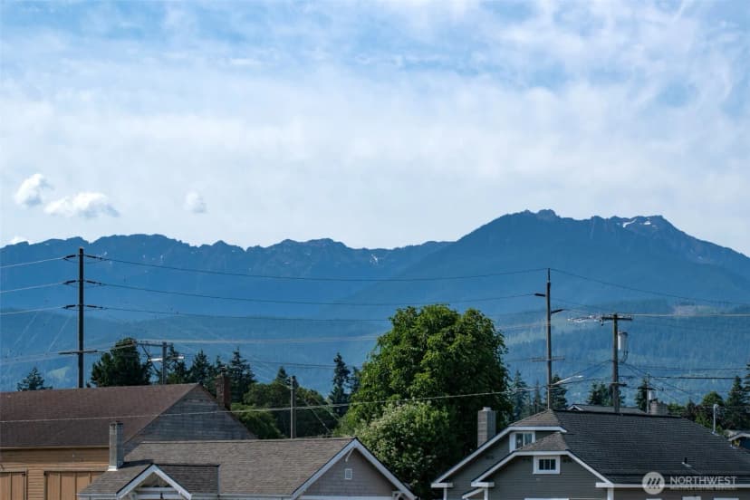 Property photo for 1623 W Fifth Street, Port Angeles photo 5