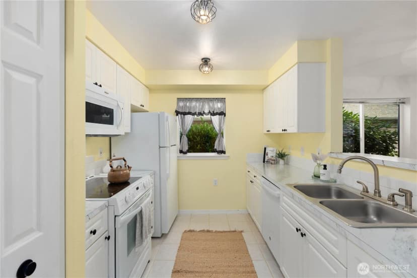 Property photo for 11518 12th Avenue W #d101, Everett photo 10