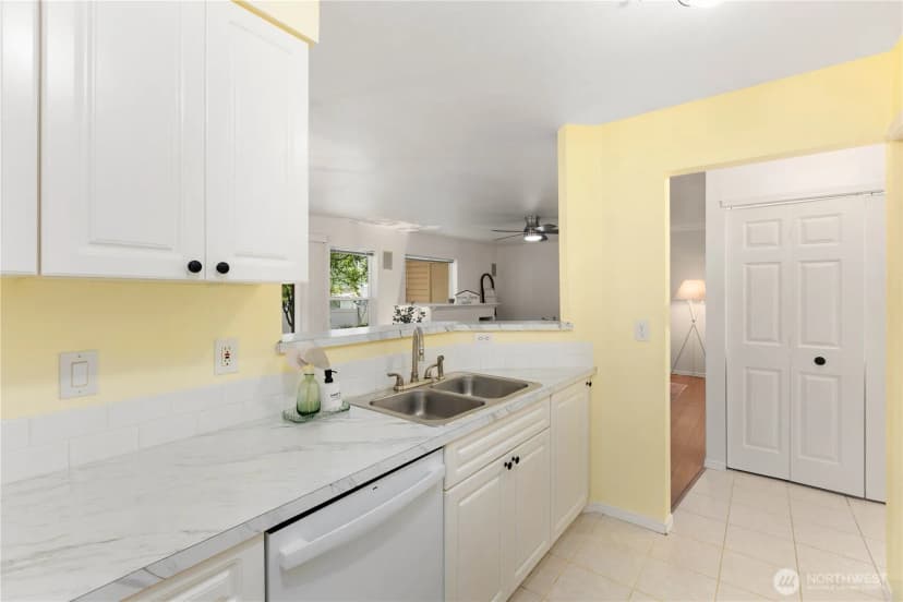 Property photo for 11518 12th Avenue W #d101, Everett photo 13
