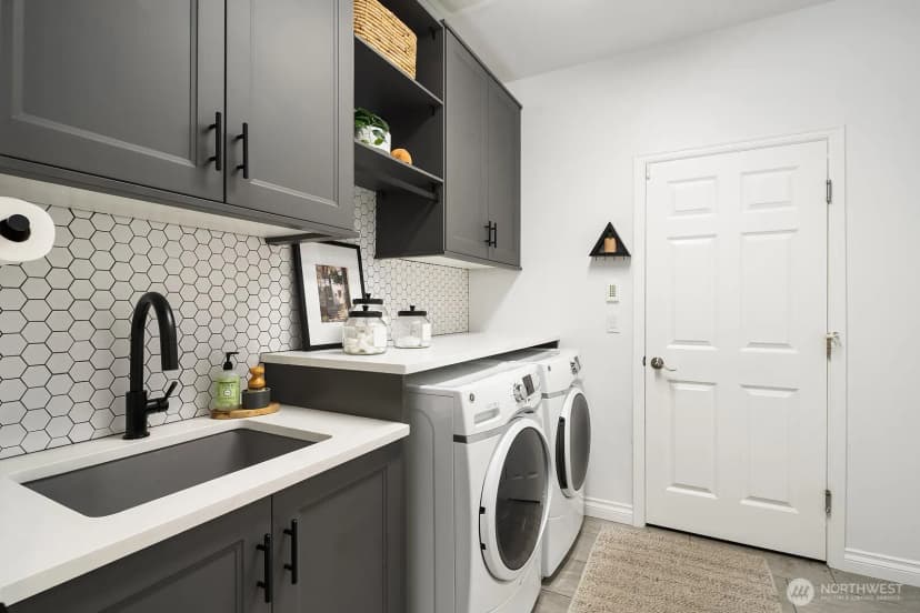Property photo for 27212 Se 12th Place, Sammamish photo 21